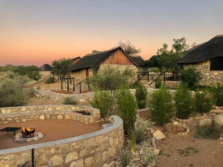 Kapika Waterfall Lodge Epupa Екстер'єр фото