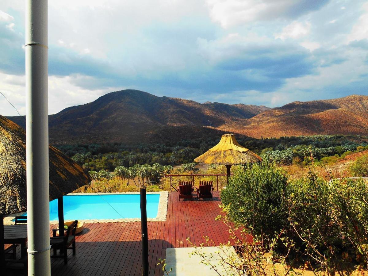 Kapika Waterfall Lodge Epupa Екстер'єр фото