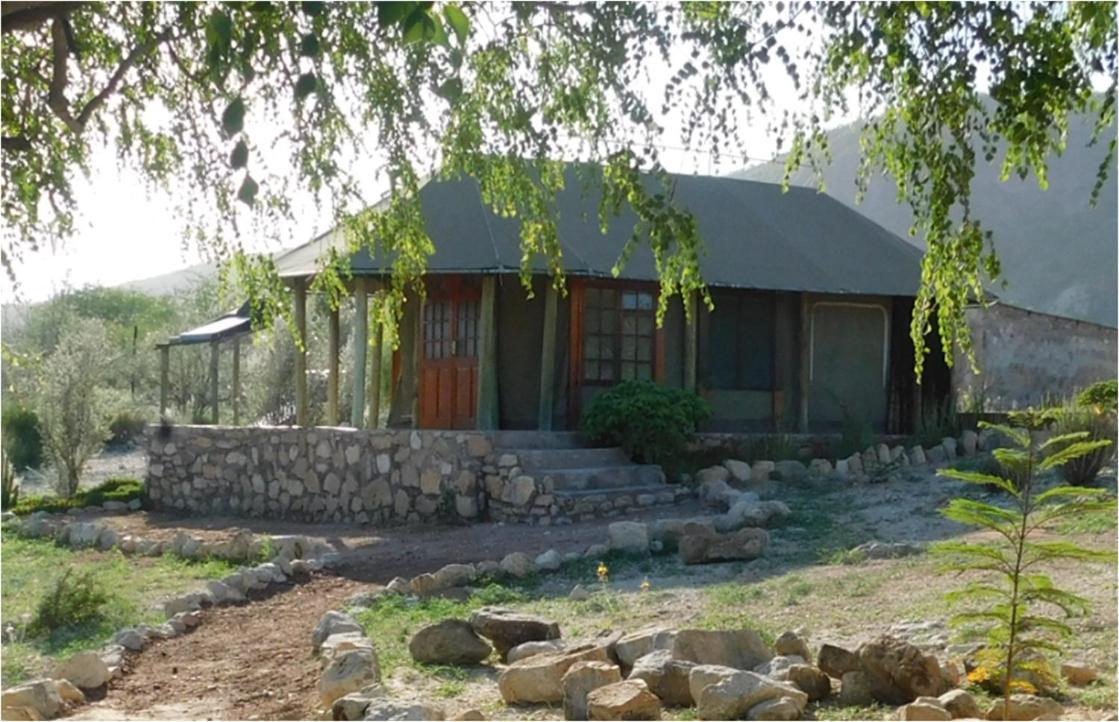 Kapika Waterfall Lodge Epupa Екстер'єр фото