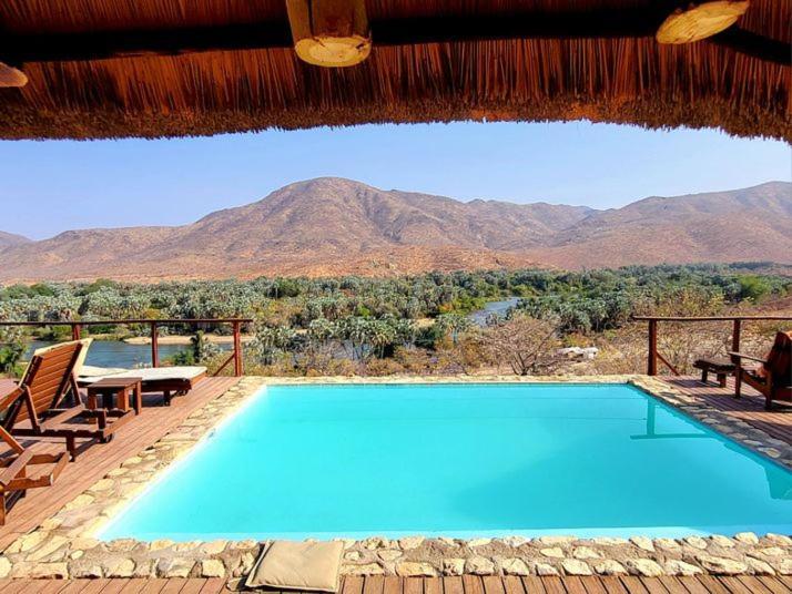 Kapika Waterfall Lodge Epupa Екстер'єр фото