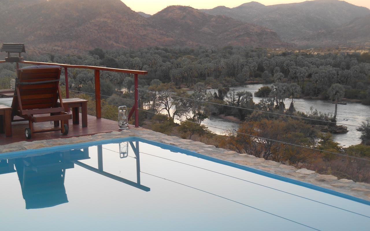 Kapika Waterfall Lodge Epupa Екстер'єр фото