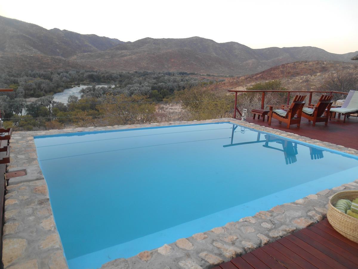 Kapika Waterfall Lodge Epupa Екстер'єр фото