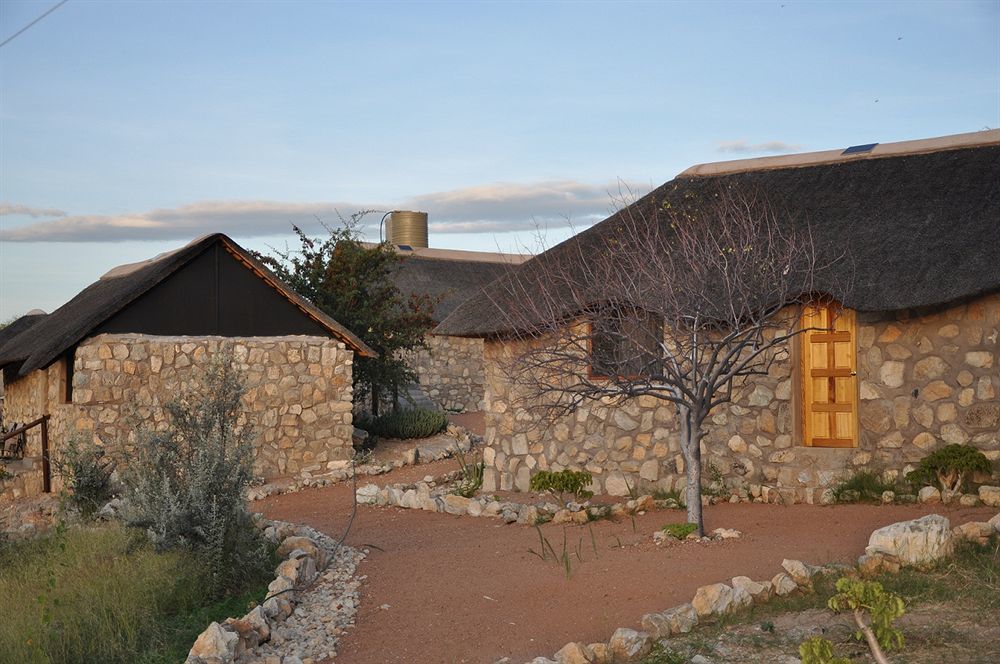 Kapika Waterfall Lodge Epupa Екстер'єр фото